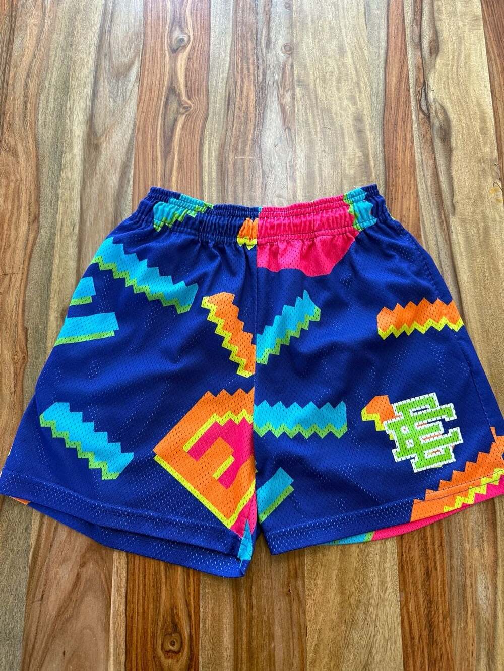 Eric Emanuel EE Basic Short Pixelated Blue Orange Pink Size Medium